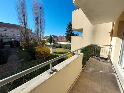 Appartement - 84 m² - 4 pièces