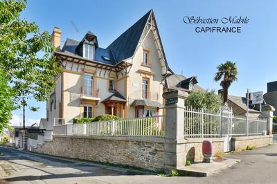 Maison bourgeoise - 264 m² - 10 pièces
