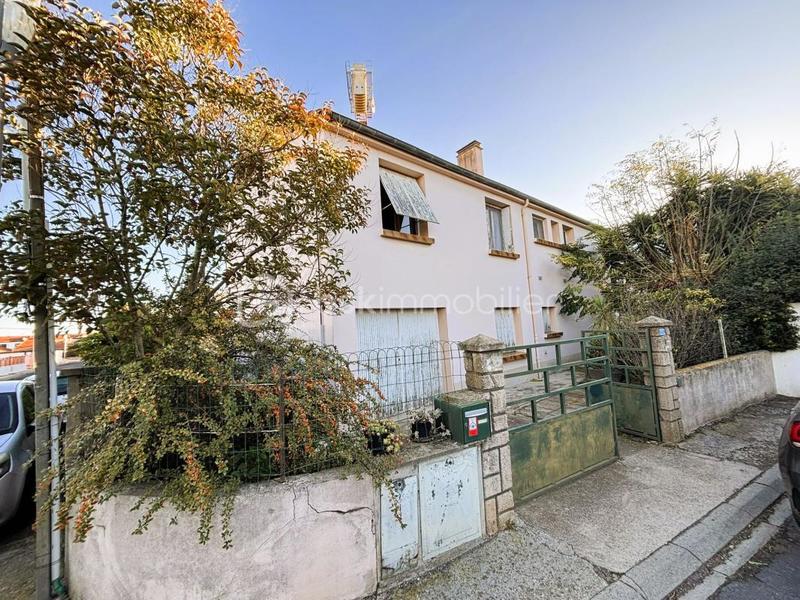 Villa - 85 m² - 5 pièces