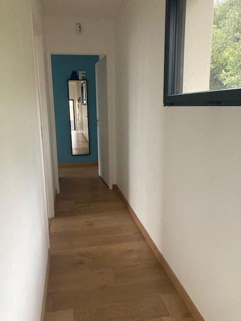 Maison - 201 m² - 6 pièces