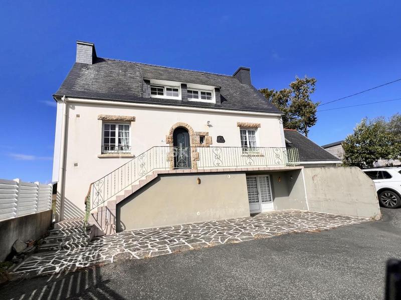 Propriété - 103 m² - 5 pièces