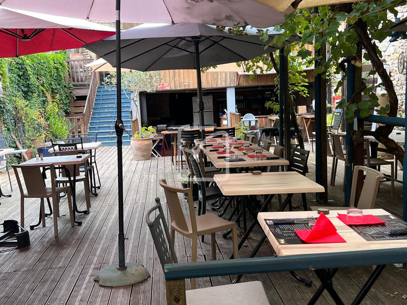 Local commercial - 152 m²