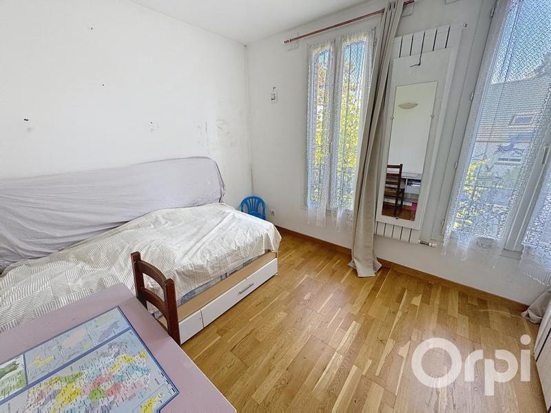 Maison - 93 m² - 4 pièces