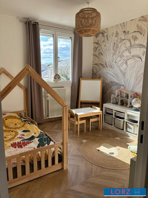 Maison - 96 m² - 5 pièces