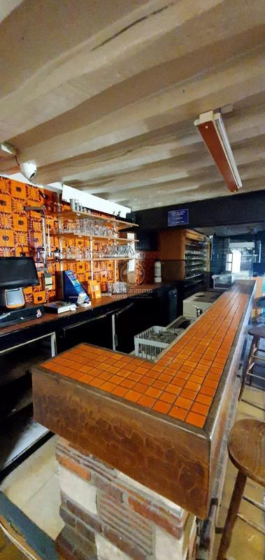 Bureau - 200 m² - 7 pièces