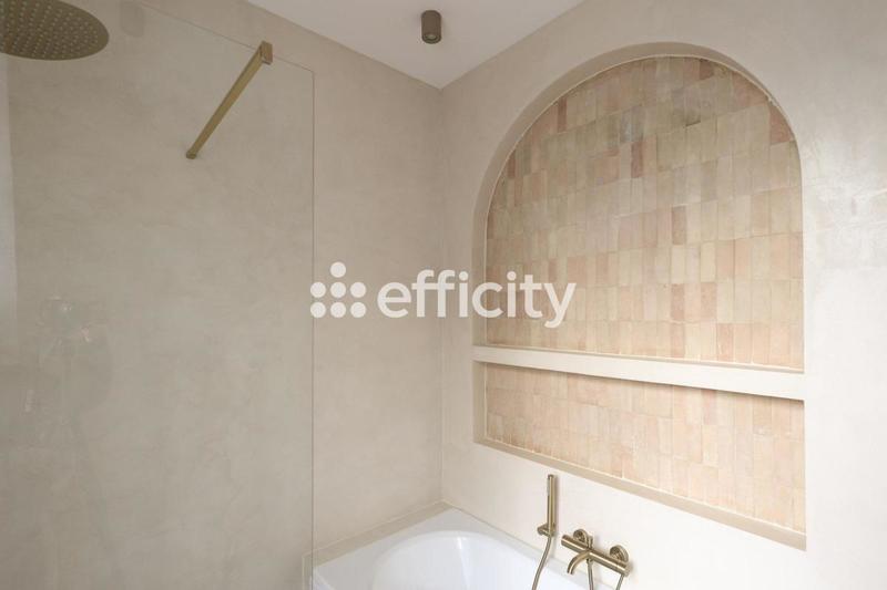 Maison - 141 m² - 5 pièces