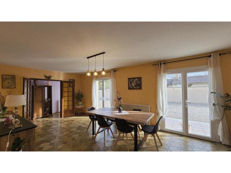 Pavillon - 120 m² - 6 pièces