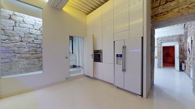 Appartement - 83 m² - 2 pièces