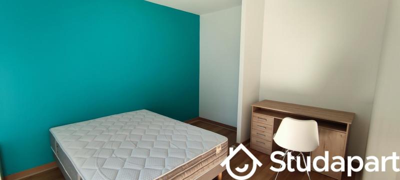 Chambre - 10 m² - 1 pièce