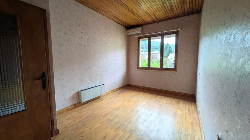 Maison - 208 m² - 5 pièces