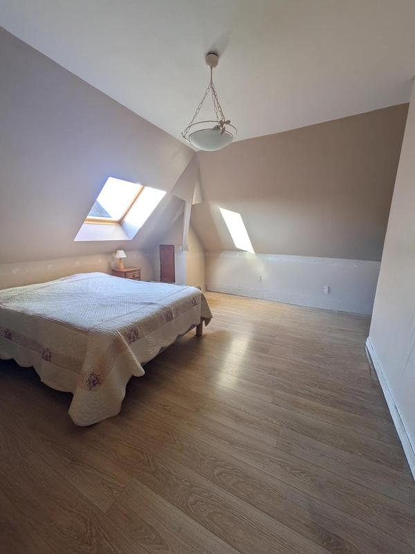 Maison - 199 m² - 8 pièces