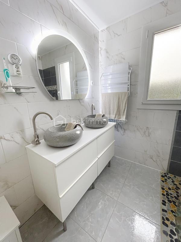 Maison traditionnelle - 74 m² - 4 pièces