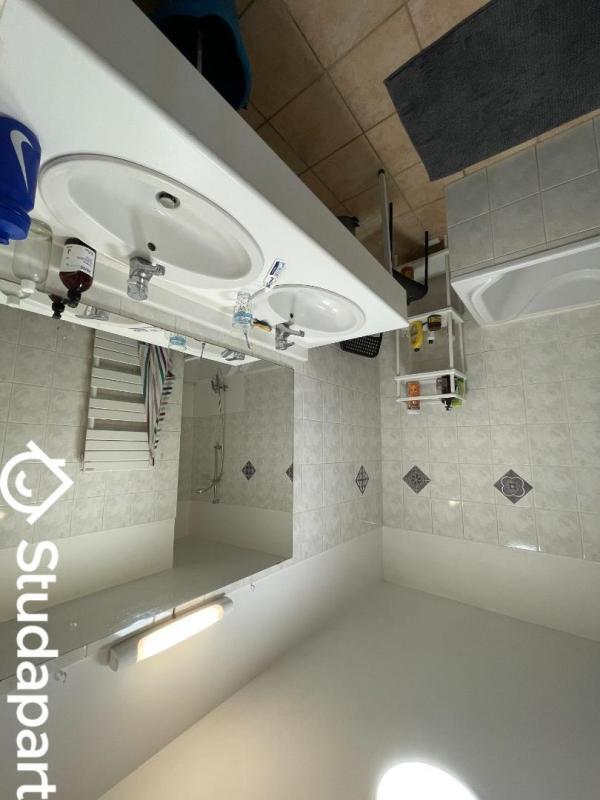 Chambre - 96 m² - 1 pièce