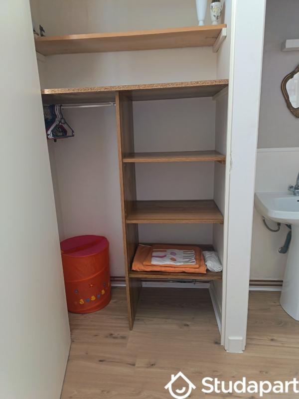 Chambre - 11 m² - 1 pièce