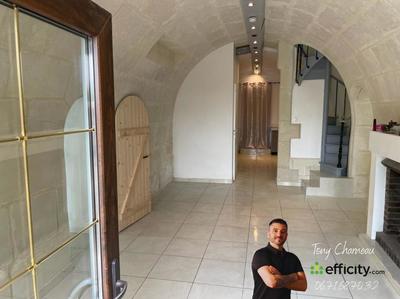 Maison - 217 m² - 5 pièces