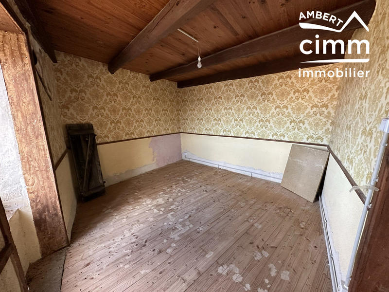 Maison traditionnelle - 70 m² - 6 pièces