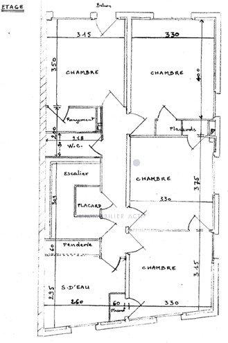 Maison - 195 m² - 7 pièces
