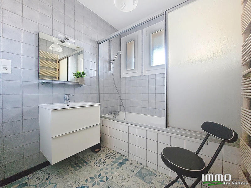 Maison - 95 m² - 5 pièces