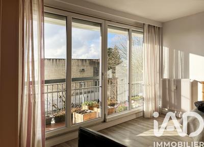 Appartement - 82 m² - 4 pièces