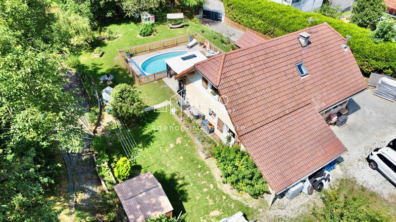 Maison - 180 m² - 6 pièces