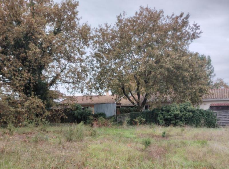 Terrain constructible - 770 m²