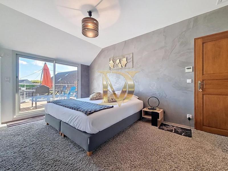 Propriété - 402 m² - 16 pièces