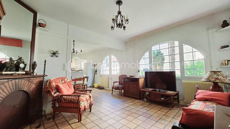 Appartement - 80 m² - 4 pièces