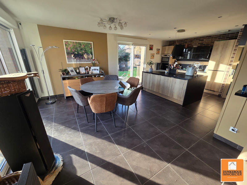 Maison - 109 m² - 5 pièces