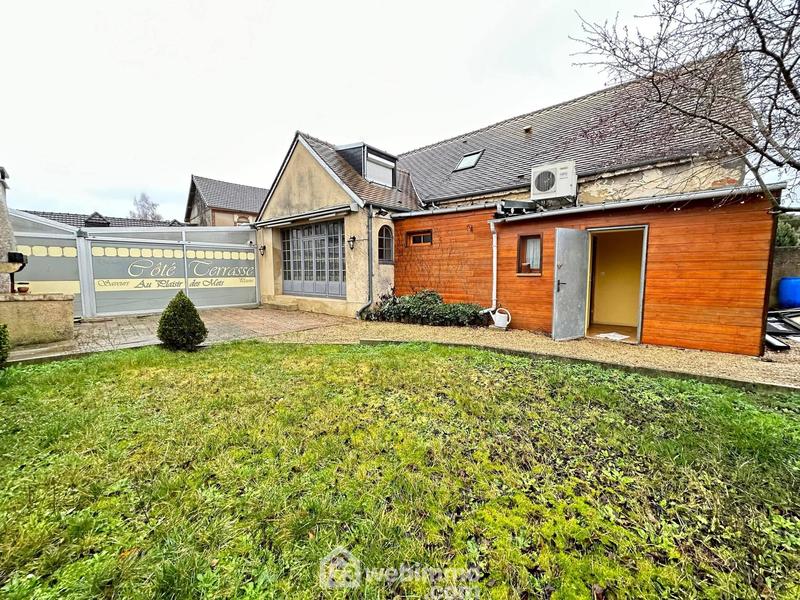 Maison - 205 m² - 7 pièces