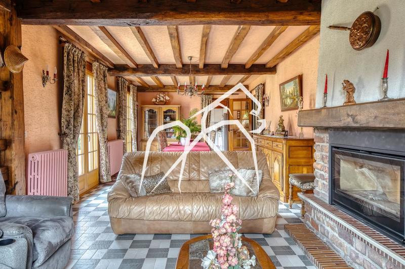 Maison ancienne - 246 m² - 9 pièces