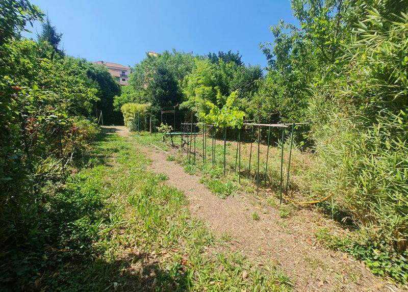 Maison - 197 m² - 8 pièces