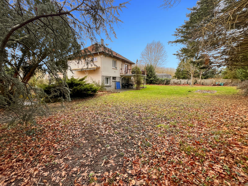 Maison - 102 m² - 5 pièces