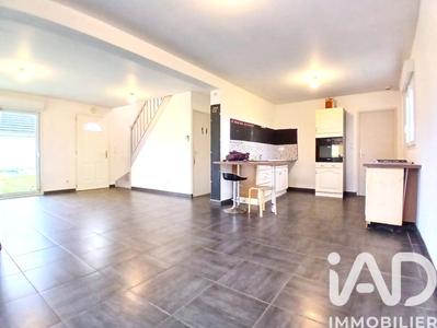 Maison - 98 m² - 6 pièces