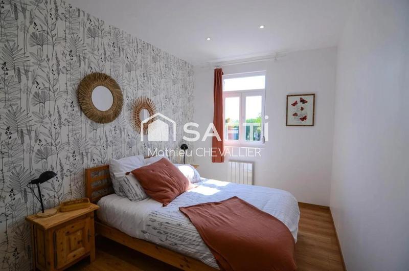 Maison - 254 m² - 11 pièces