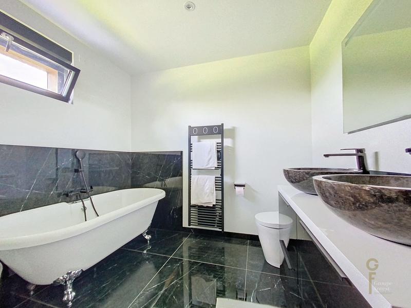 Maison - 156 m² - 5 pièces