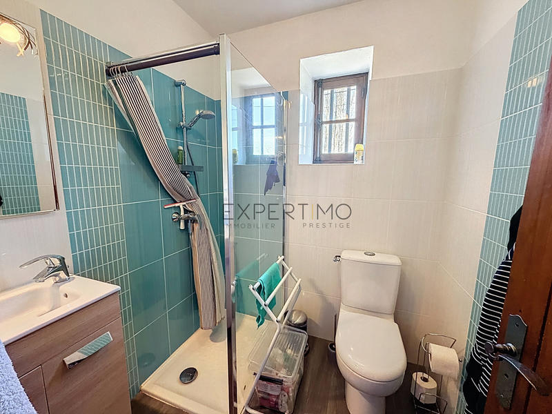 Propriété - 145 m² - 8 pièces