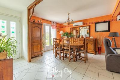 Pavillon - 111 m² - 5 pièces