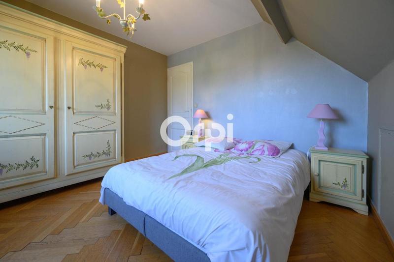 Villa - 230 m² - 6 pièces