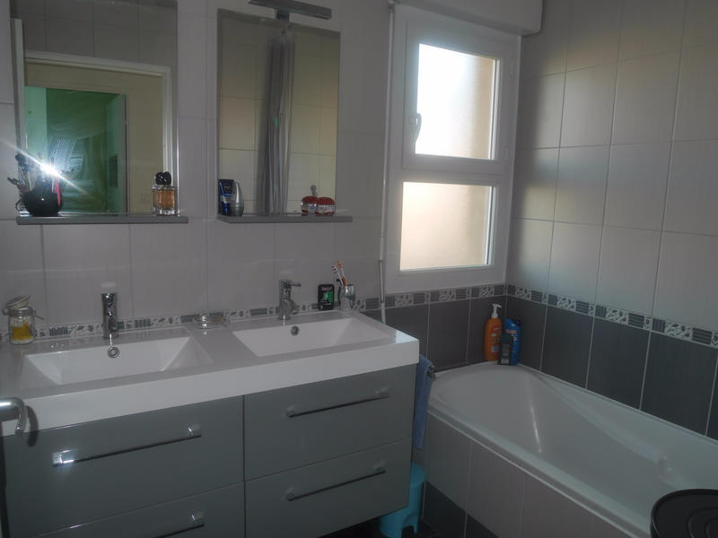 Maison - 82 m² - 4 pièces