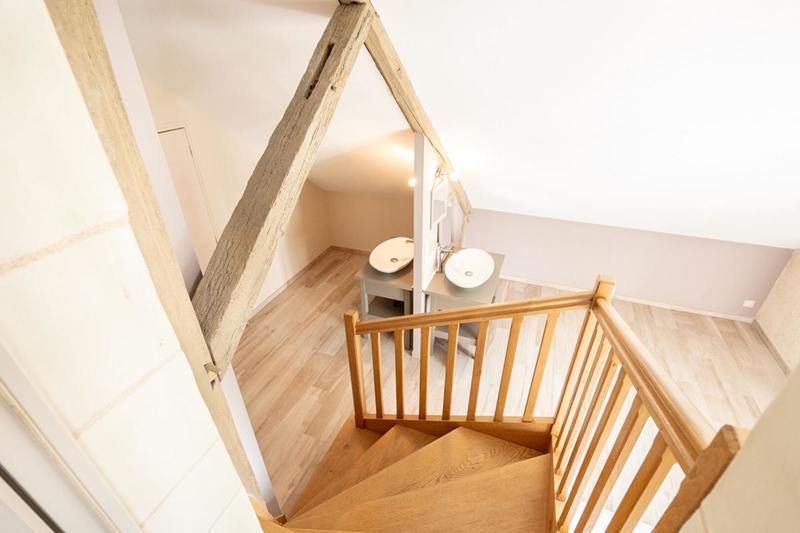 Maison - 407 m² - 11 pièces