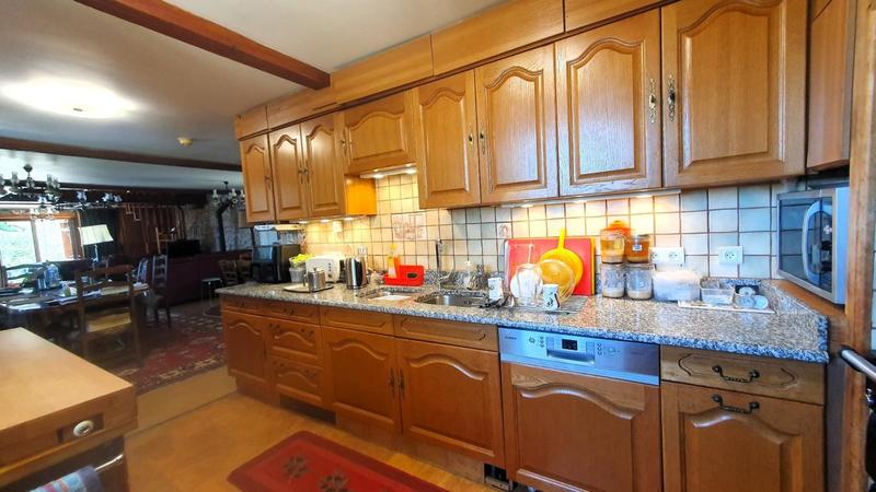 Corps de ferme - 273 m² - 10 pièces