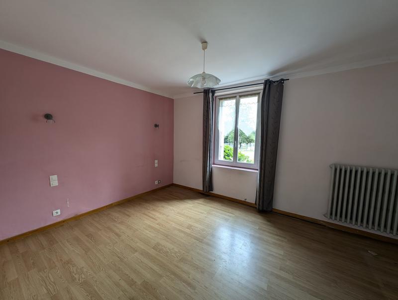 Maison - 168 m² - 10 pièces