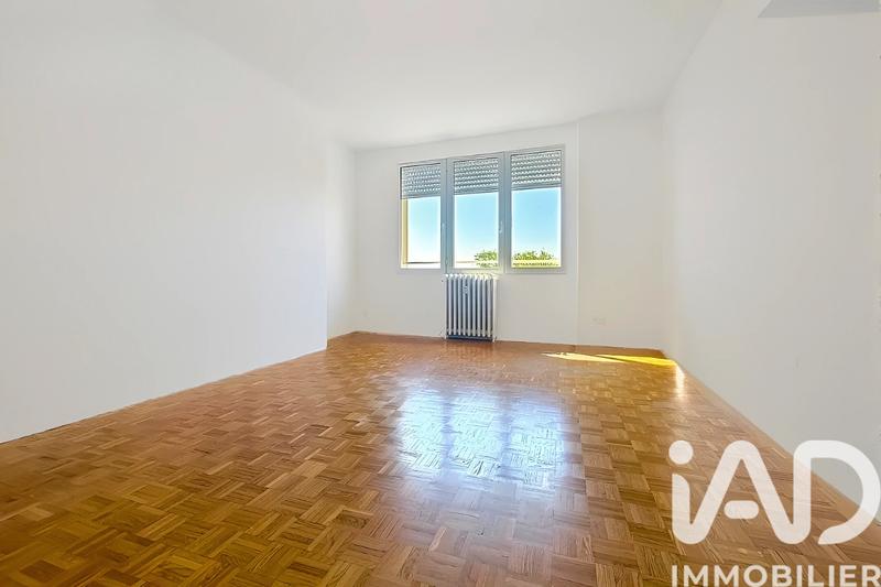Appartement - 121 m² - 6 pièces