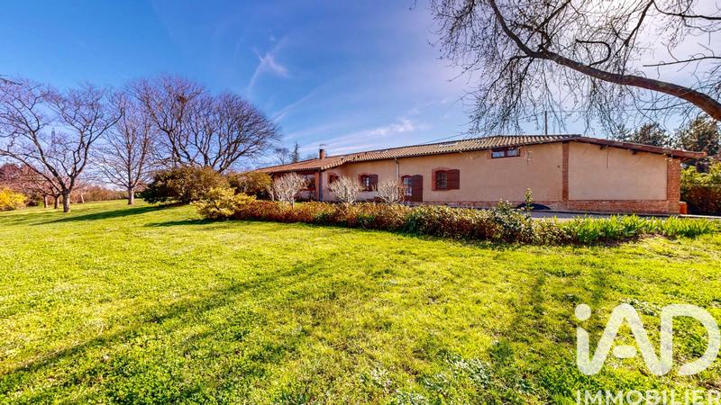 Maison - 200 m² - 7 pièces