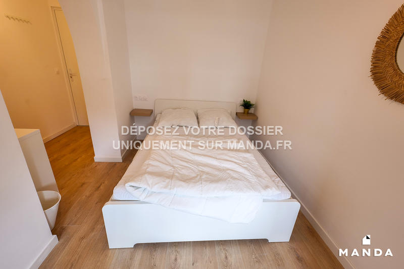 Chambre - 17 m² - 7 pièces