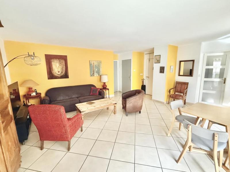 Appartement - 74 m² - 3 pièces