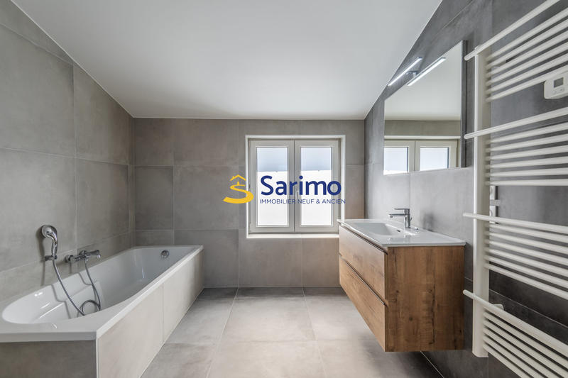 Appartement - 126 m² - 4 pièces