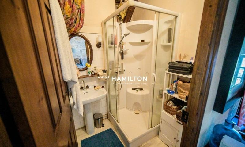 Propriété - 378 m² - 10 pièces