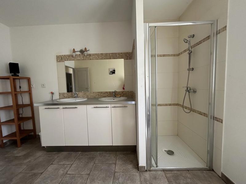 Maison - 195 m² - 8 pièces