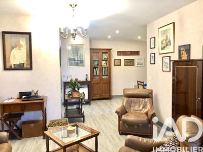 Appartement - 80 m² - 3 pièces